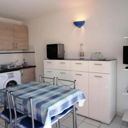 Sete, 2 Pieces, 4 Personnes - Fr-1-472a-74 *